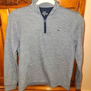 Navy Vineyard Vines Boys pullover like new condition M 12/14